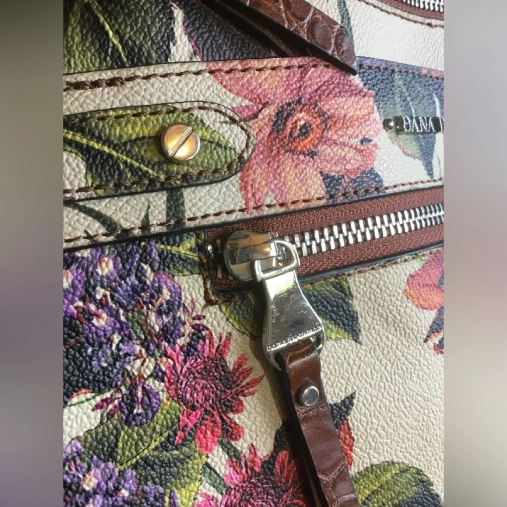 Dana Buchman Floral Crossbody Bag - Picture 5 of 13
